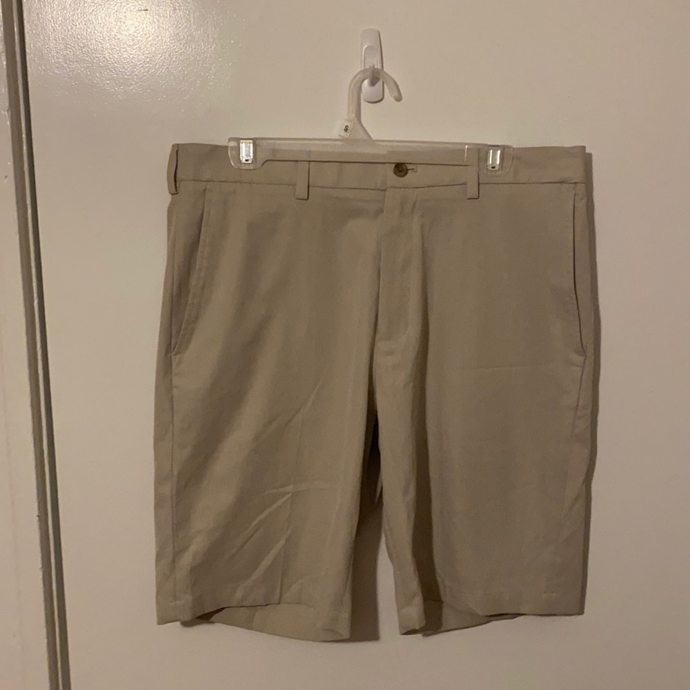 Walter Hagen Khaki Golf Shorts